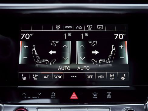 Used 2021 Audi RS 6 w/ Executive Package image 79