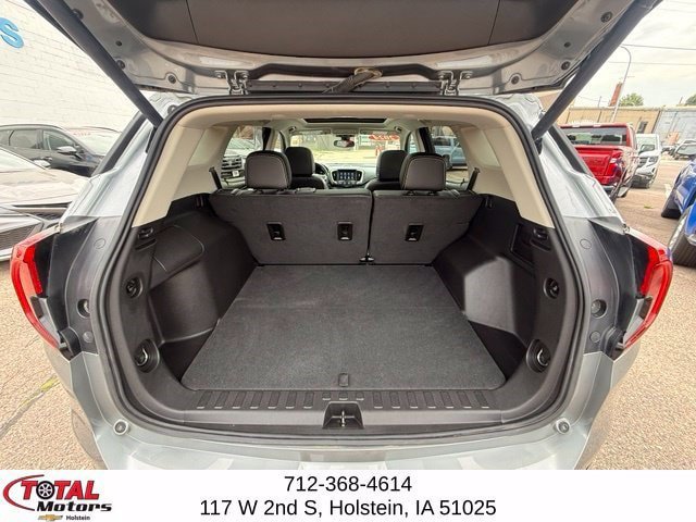 Certified 2024 GMC Terrain Denali w/ Denali Premium Package AWD/4WD image 12