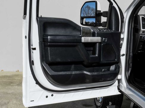 Used 2021 Ford F250 Lariat w/ Lariat Ultimate Package image 49