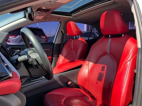 Used 2023 Toyota Camry XSE w/ Navigation Package image 17