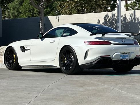 Used 2019 Mercedes-Benz AMG GT R image 3