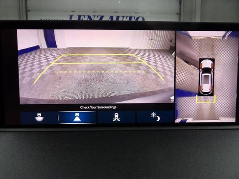 Used 2023 Acura MDX SH-AWD w/ Advance Package image 15