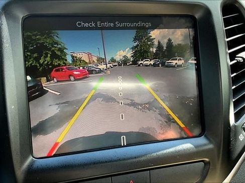 Used 2016 Jeep Cherokee Limited AWD/4WD image 14
