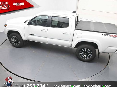 Used 2023 Toyota Tacoma TRD Sport AWD/4WD image 33