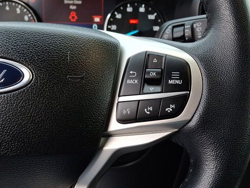 Certified 2023 Ford Explorer XLT image 22