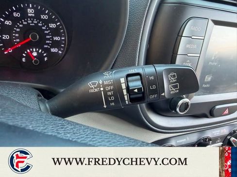 Used 2020 Kia Soul LX FWD image 19