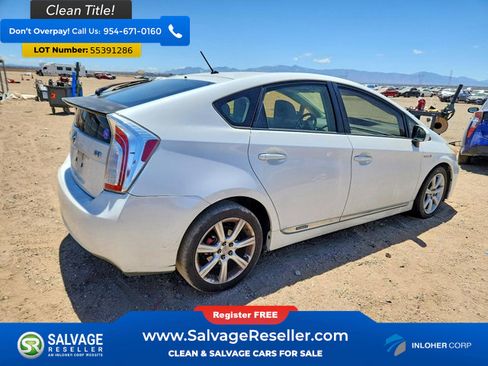 Used 2012 Toyota Prius Two w/ Preferred Accessory Pkg FWD image 4