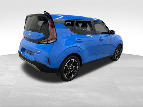 Used 2025 Kia Soul EX FWD image 4