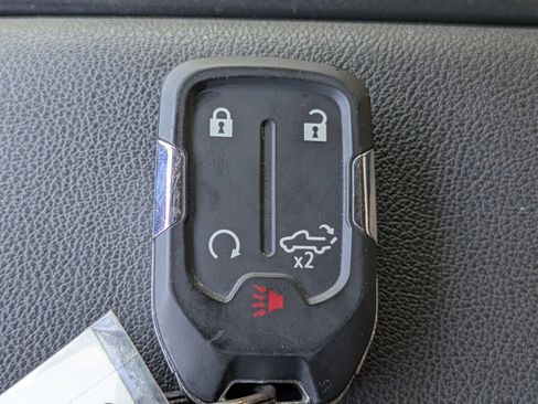 Used 2021 Chevrolet Silverado 1500 LT RWD image 28