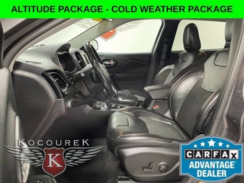 Used 2020 Jeep Cherokee Latitude Plus AWD/4WD image 11