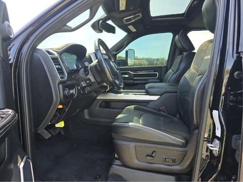 Used 2019 RAM 2500 Laramie image 4