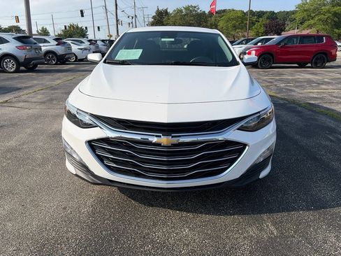 Used 2024 Chevrolet Malibu LT FWD image 9