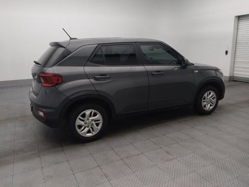 Used 2023 Hyundai Venue SE FWD image 10