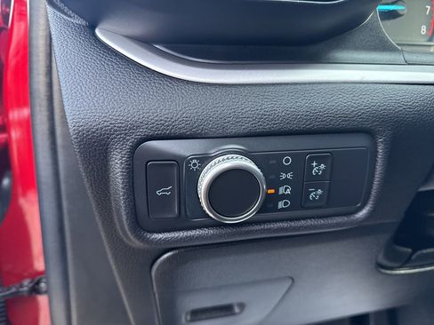 Certified 2022 Ford Explorer XLT image 22