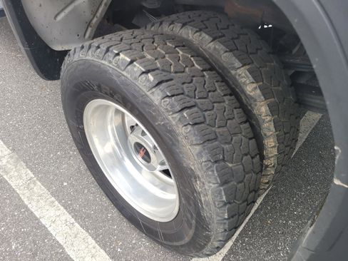 Used 2020 GMC Sierra 3500 Denali w/ Denali Ultimate Package image 10