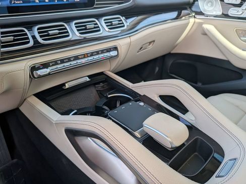 Used 2024 Mercedes-Benz GLE 350 4MATIC image 25