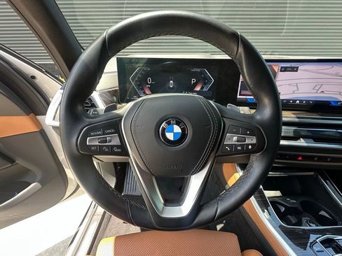 Used 2024 BMW X5 sDrive40i w/ Parking Assistance Package RWD image 15