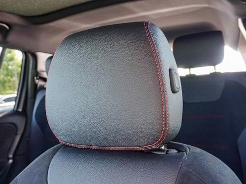 Used 2023 Mercedes-Benz EQB 350 4MATIC SUV image 25