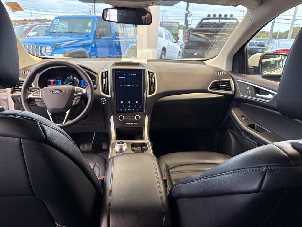 Used 2024 Ford Edge SEL w/ Convenience Package AWD/4WD image 13