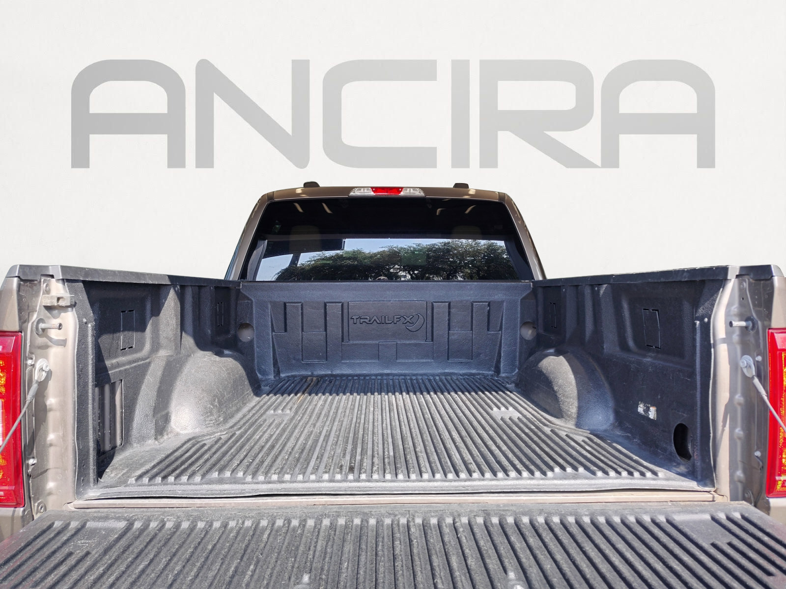 Used 2023 Ford F150 XLT RWD image 13
