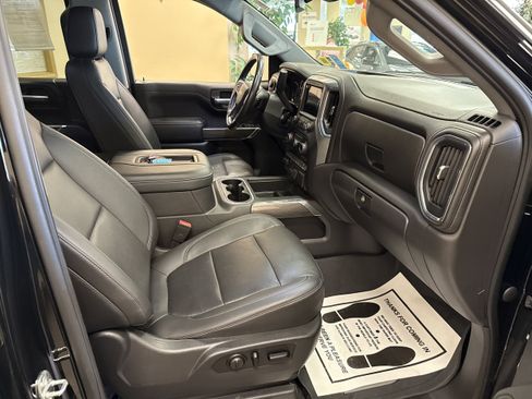 Used 2021 Chevrolet Silverado 1500 LTZ AWD/4WD image 21