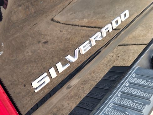 Certified 2025 Chevrolet Silverado 1500 LT RWD image 13
