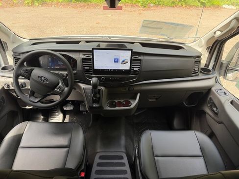 New 2026 Ford Transit 250 148 Medium Roof Extended AWD image 29