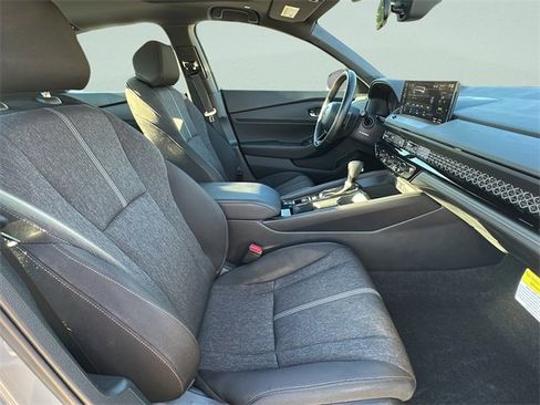 Certified 2025 Honda Accord Sport image 20