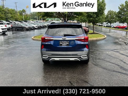 Certified 2021 Kia Seltos EX AWD/4WD image 6