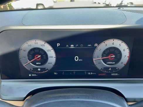 Used 2024 Kia Seltos EX image 22