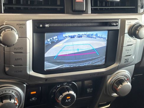 Used 2018 Toyota 4Runner SR5 Premium AWD/4WD image 16