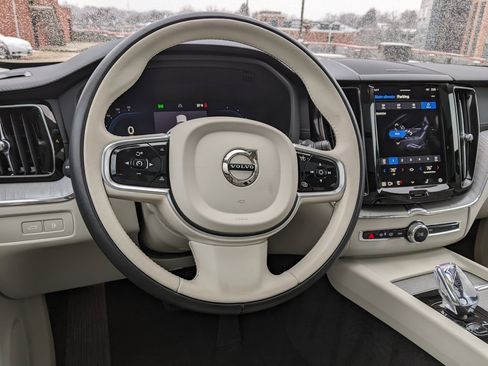 Certified 2025 Volvo XC60 T8 Ultra w/ Climate Package image 14