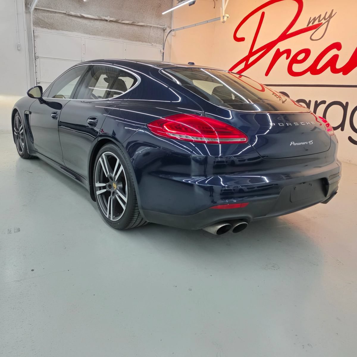 Used 2016 Porsche Panamera 4S AWD/4WD image 4