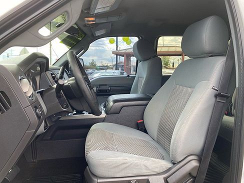 Used 2013 Ford F350 XLT w/ XLT Premium Pkg image 9