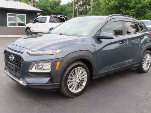 Used 2019 Hyundai Kona SEL w/ SEL Tech Package 02 FWD image 10