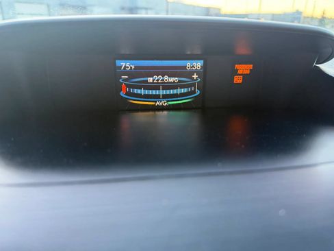 Used 2015 Subaru Forester 2.5i Premium w/ All-Weather Package AWD/4WD image 57