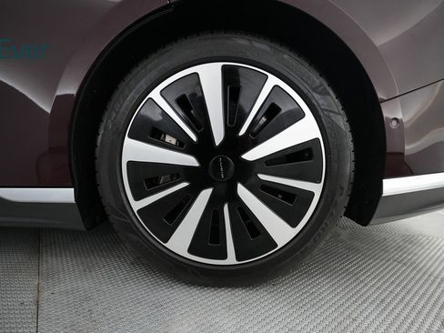 Used 2023 Lucid Air Grand Touring image 19