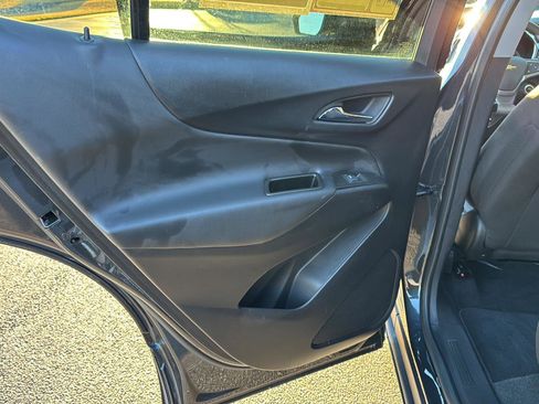 Used 2023 Chevrolet Equinox LT image 15