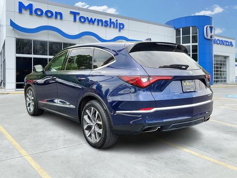 Used 2022 Acura MDX SH-AWD w/ Technology Package image 4