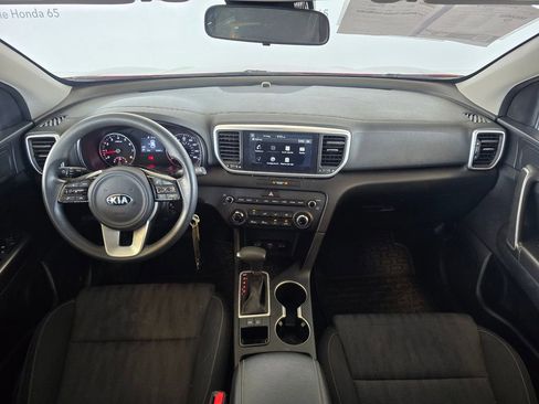 Used 2022 Kia Sportage LX FWD image 6