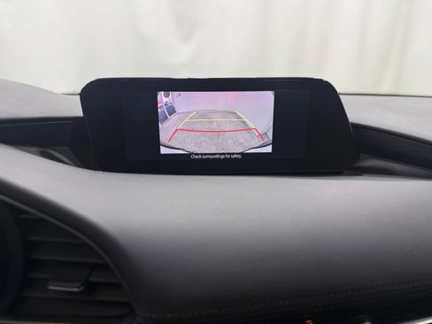 Used 2021 MAZDA MAZDA3 s image 17