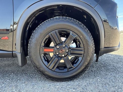 New 2026 Nissan Rogue Rock Creek image 9