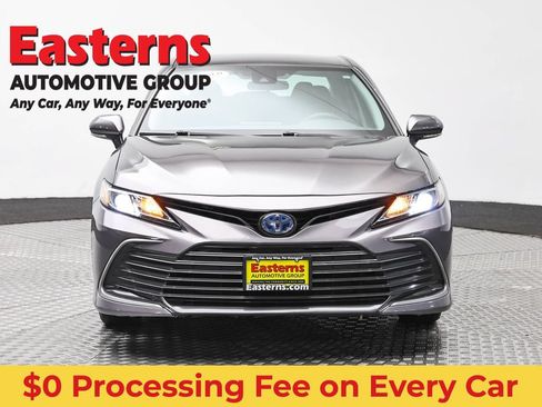 Used 2023 Toyota Camry LE FWD image 2