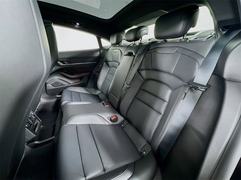New 2026 Porsche Taycan image 24
