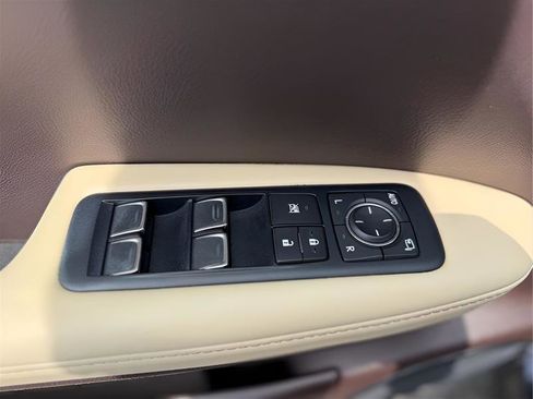 Used 2018 Lexus RX 350L FWD w/ Premium Package image 30