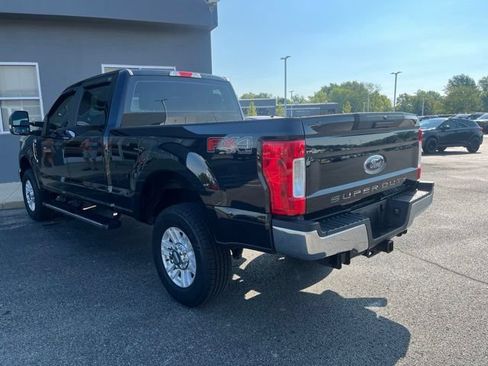 Used 2019 Ford F250 XL w/ STX Appearance Package AWD/4WD image 10