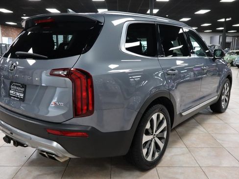 Used 2020 Kia Telluride S w/ S 8 Passenger Seating Package AWD/4WD image 5