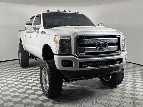 Used 2015 Ford F250 Platinum w/ FX4 Off-Road Package AWD/4WD image 3
