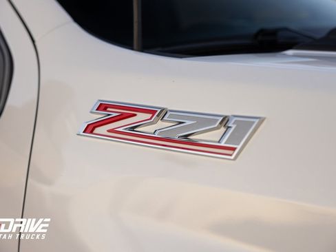 Used 2023 Chevrolet Silverado 2500 LT image 7