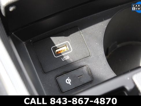 Used 2023 Hyundai Santa Fe SEL image 28